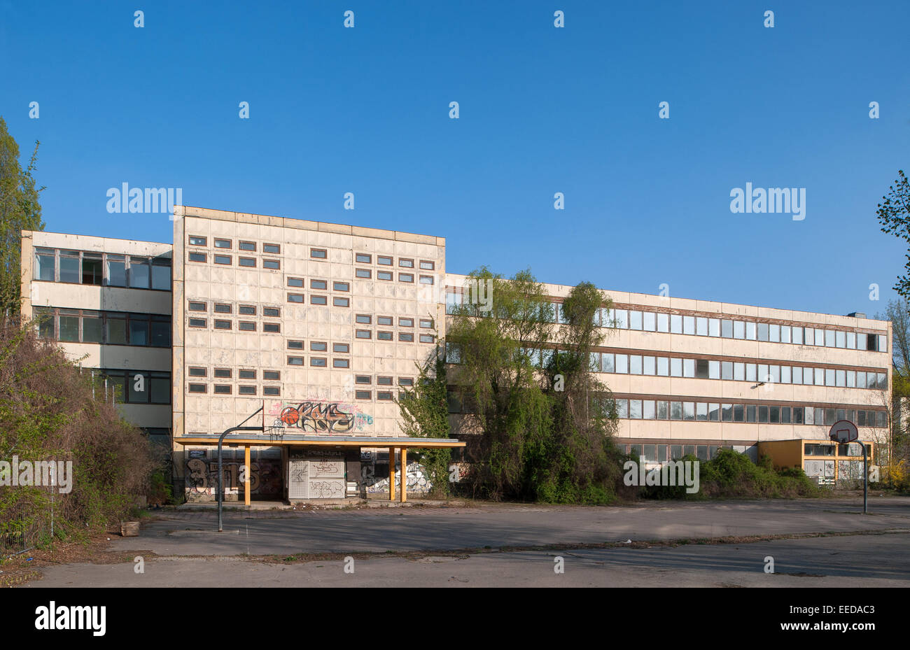 Berlin, Deutschland, freie Schulgebäude aus DDR-Zeiten Stockfoto
