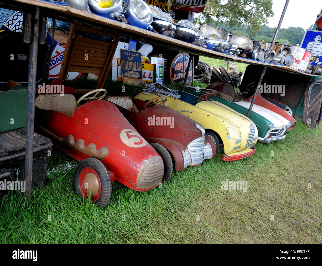 Vintage pedal car -Fotos und -Bildmaterial in hoher Auflösung – Alamy