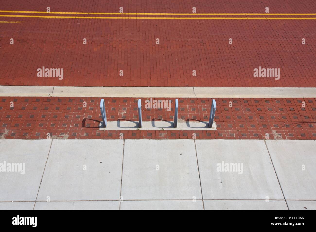 Fahrradständer in der Innenstadt von Markt, Grand Rapids, Michigan Stockfoto