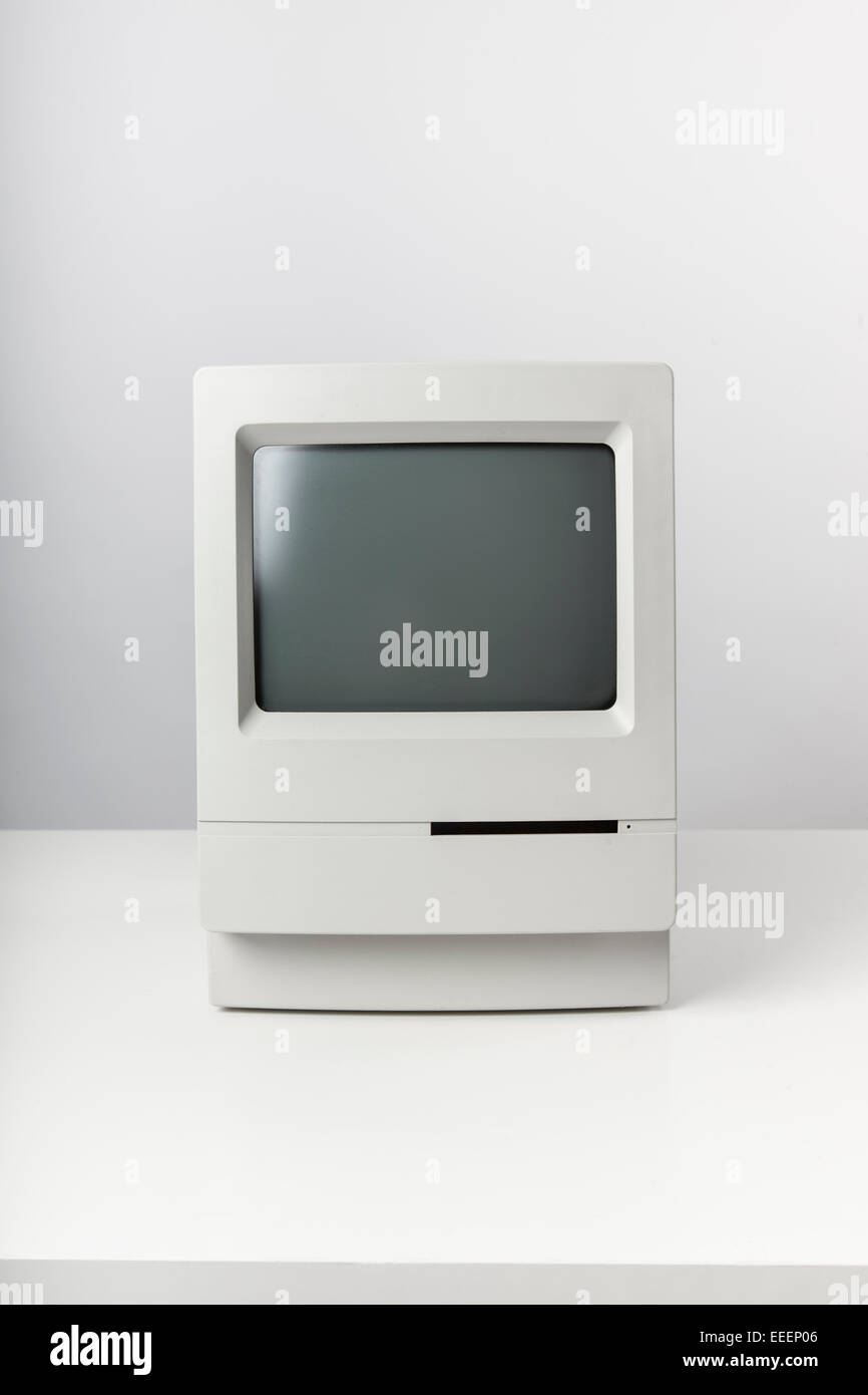 Stillleben mit einem Vintage-desktop-computer Stockfoto