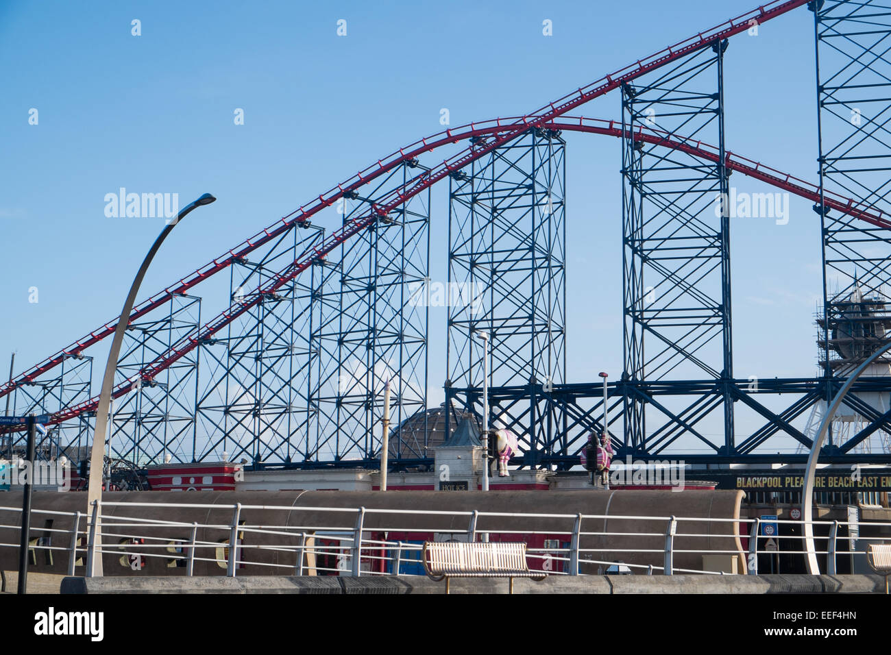 Big Dipper Messegelände fahren in Blackpool Pleasure Beach, Lancashire, england Stockfoto