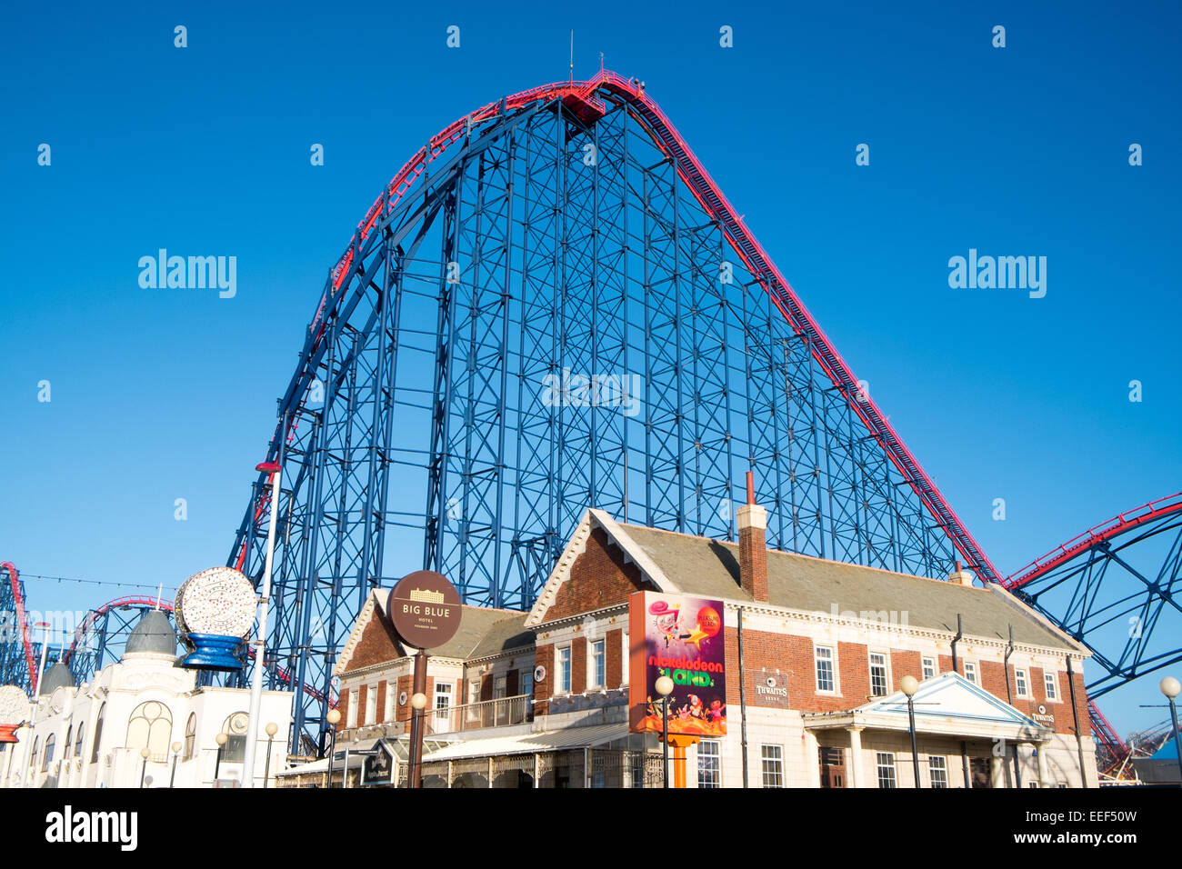 Big Dipper Messegelände fahren in Blackpool Pleasure Beach an der Küste von Lancashire, england Stockfoto