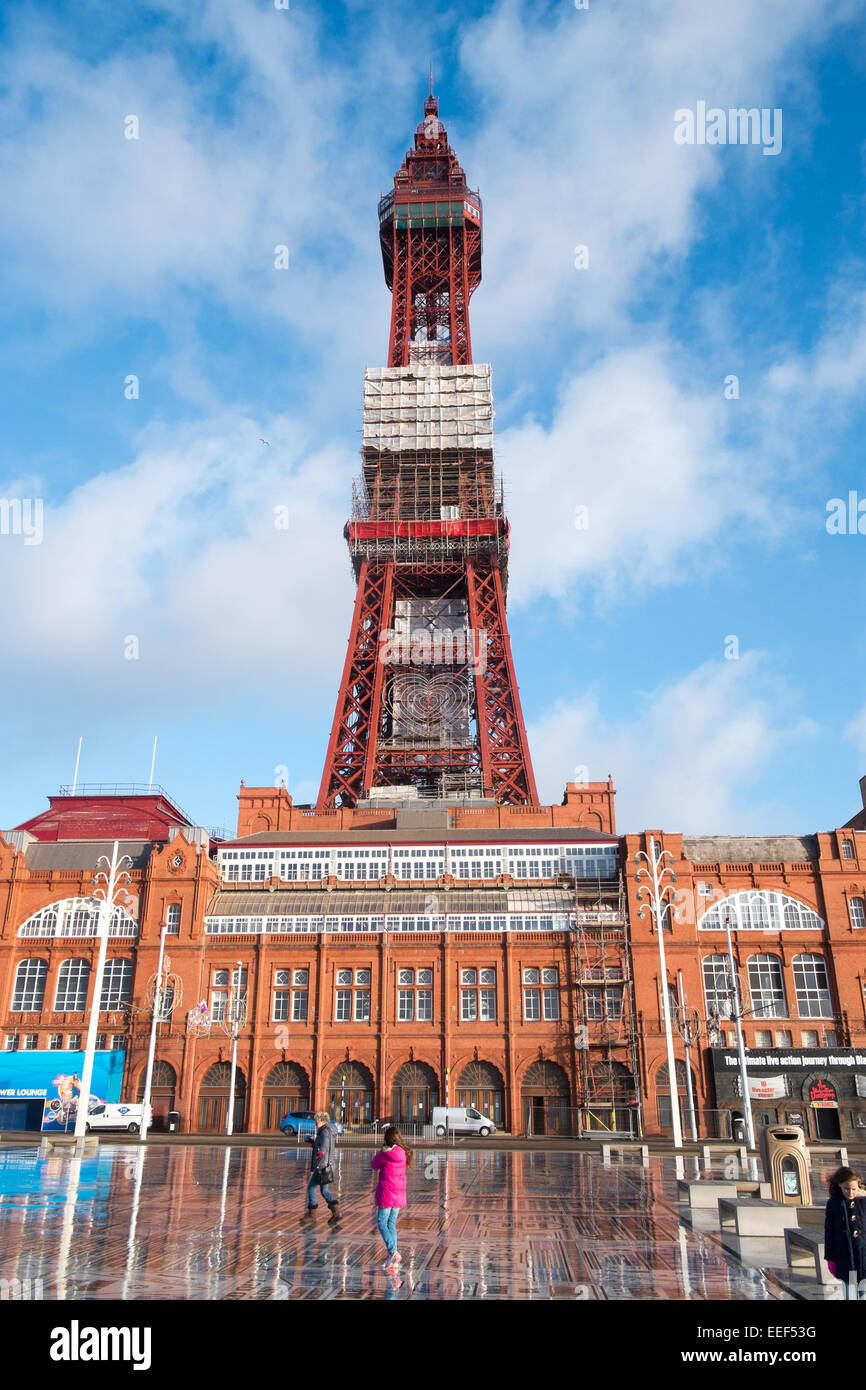 Blackpool Tower ist eine Klasse 1 aufgeführten Struktur, die für die Öffentlichkeit im Jahre 1894, Lancashire, England eröffnet wurde Stockfoto