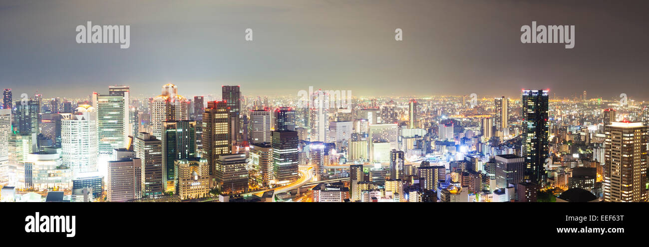 Panoramablick auf die Skyline in Osaka, Japan Stockfoto