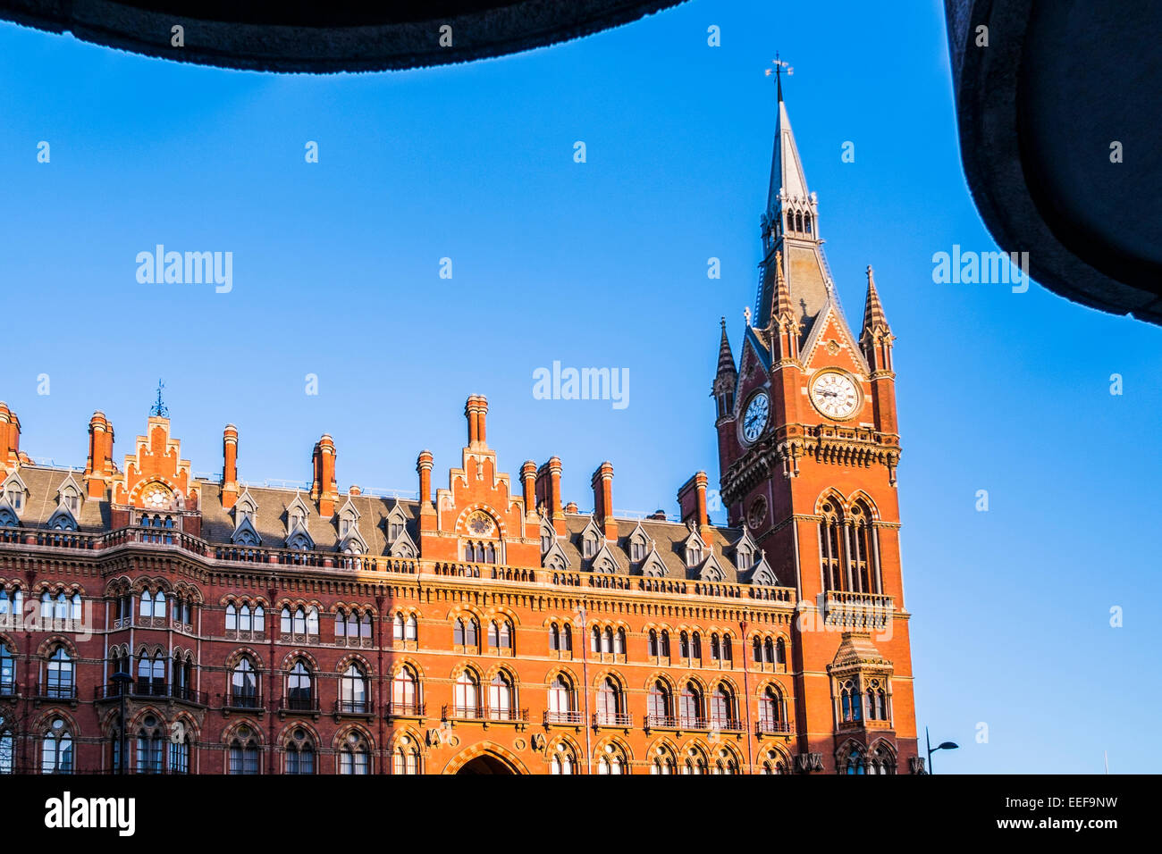 Hl.Pankratius internationalen Bahnhof - London Stockfoto