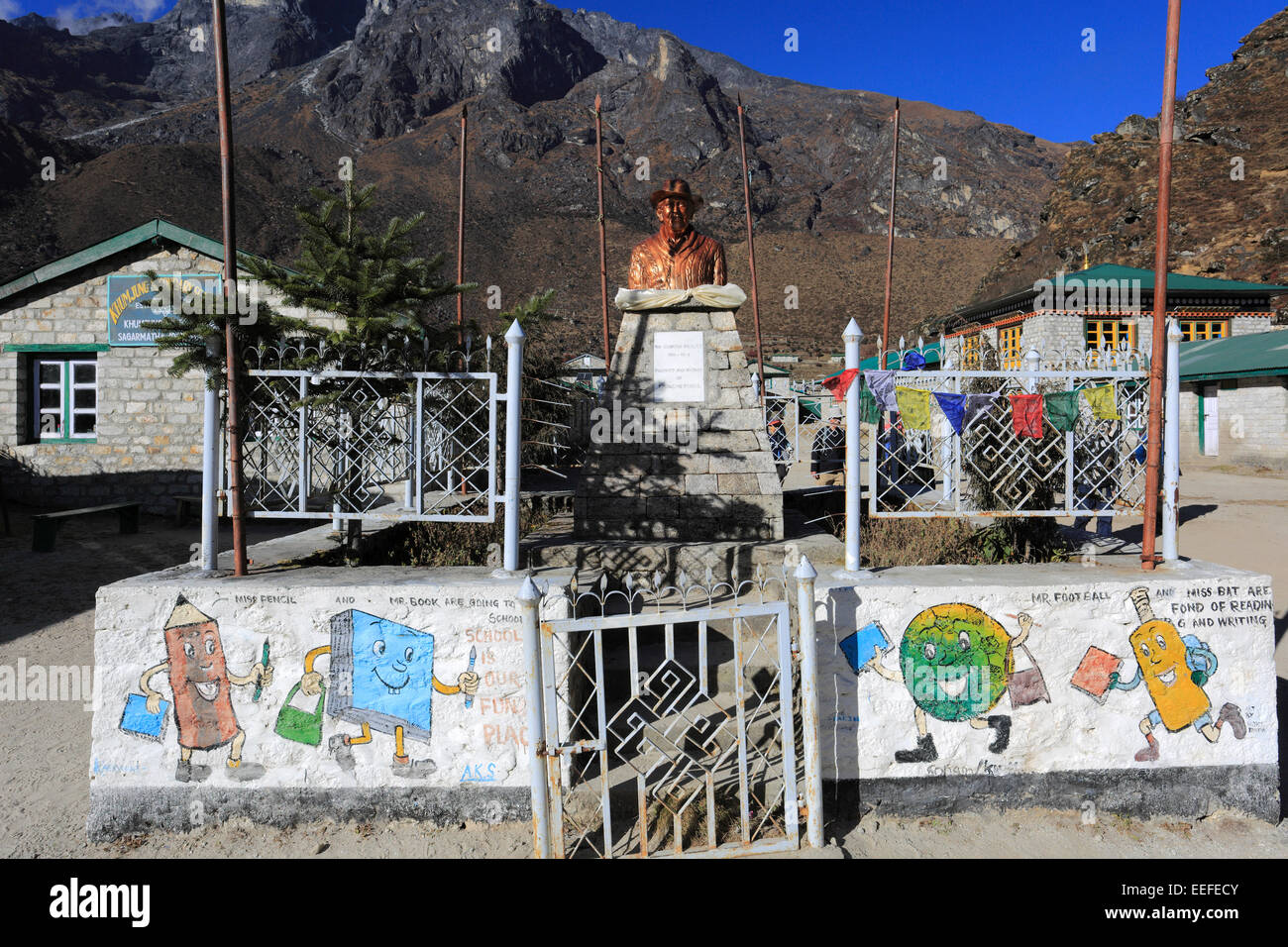Edmund Hillary Schule im Dorf Khumjung, Sagarmatha Nationalpark, Solukhumbu Bezirk, Khumbu-Region Ost-Nepal, Asien Stockfoto