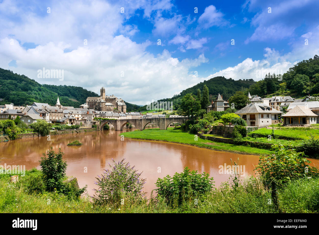 Estaing mittelalterliches Dorf Aveyron, Midi-Pyrenäen-Frankreich Stockfoto