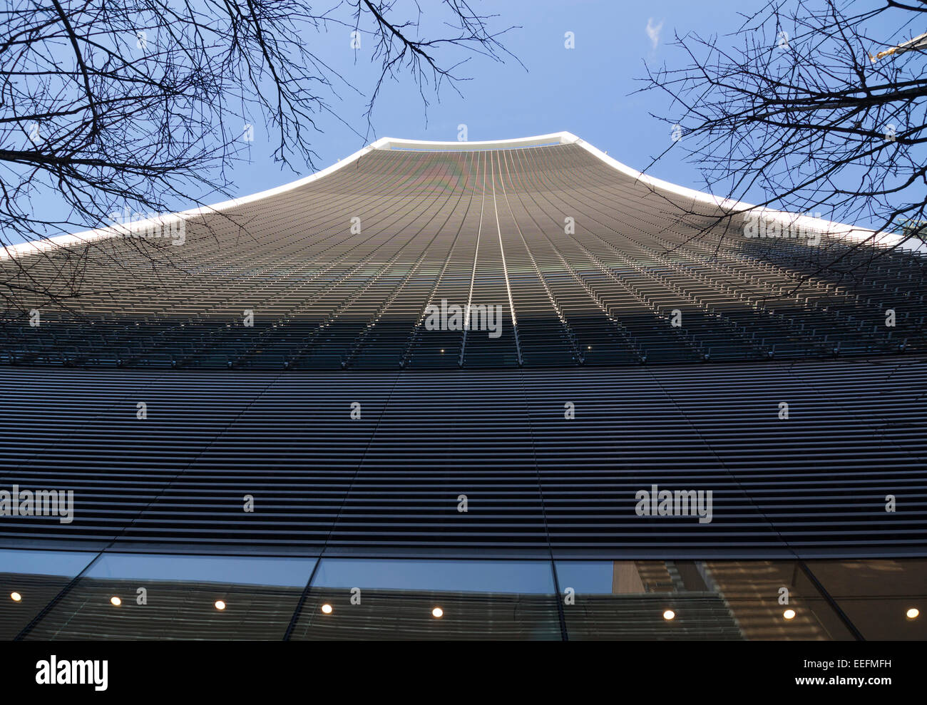 20 Fenchurch Street bekannt als das "Walkie Talkie" im Herzen der City of London Stockfoto