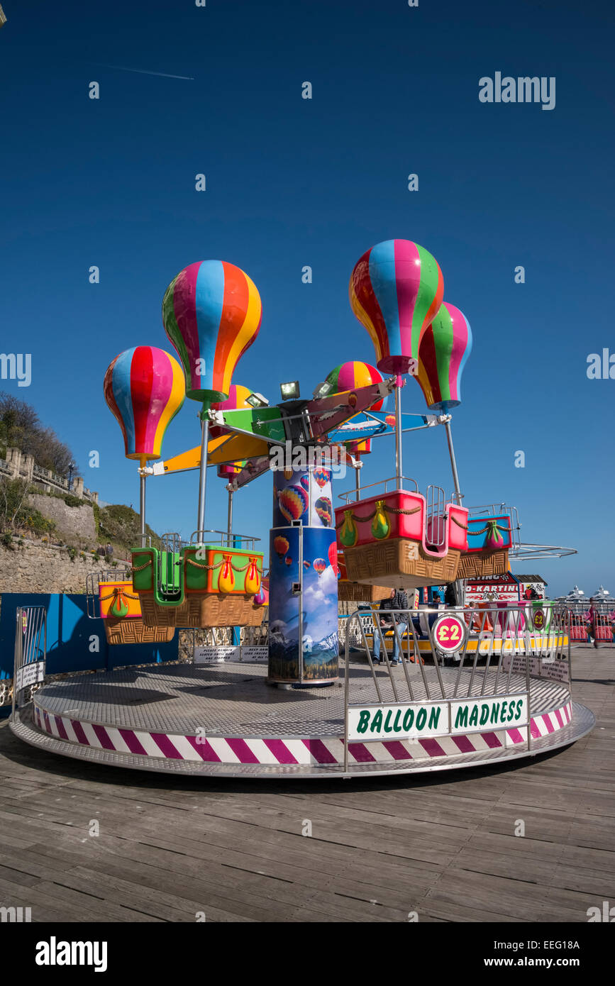 Llandudno Pier, Childrens Messe-Karussell Stockfoto