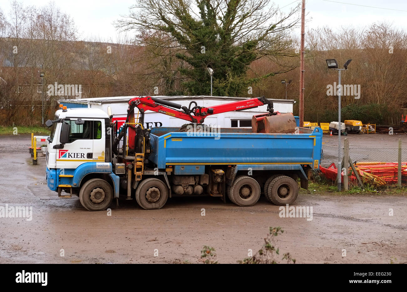 Hof der Kier, Cheddar, die Dienste installieren und Infrastruktur repariert. 17. Januar 2015 Stockfoto