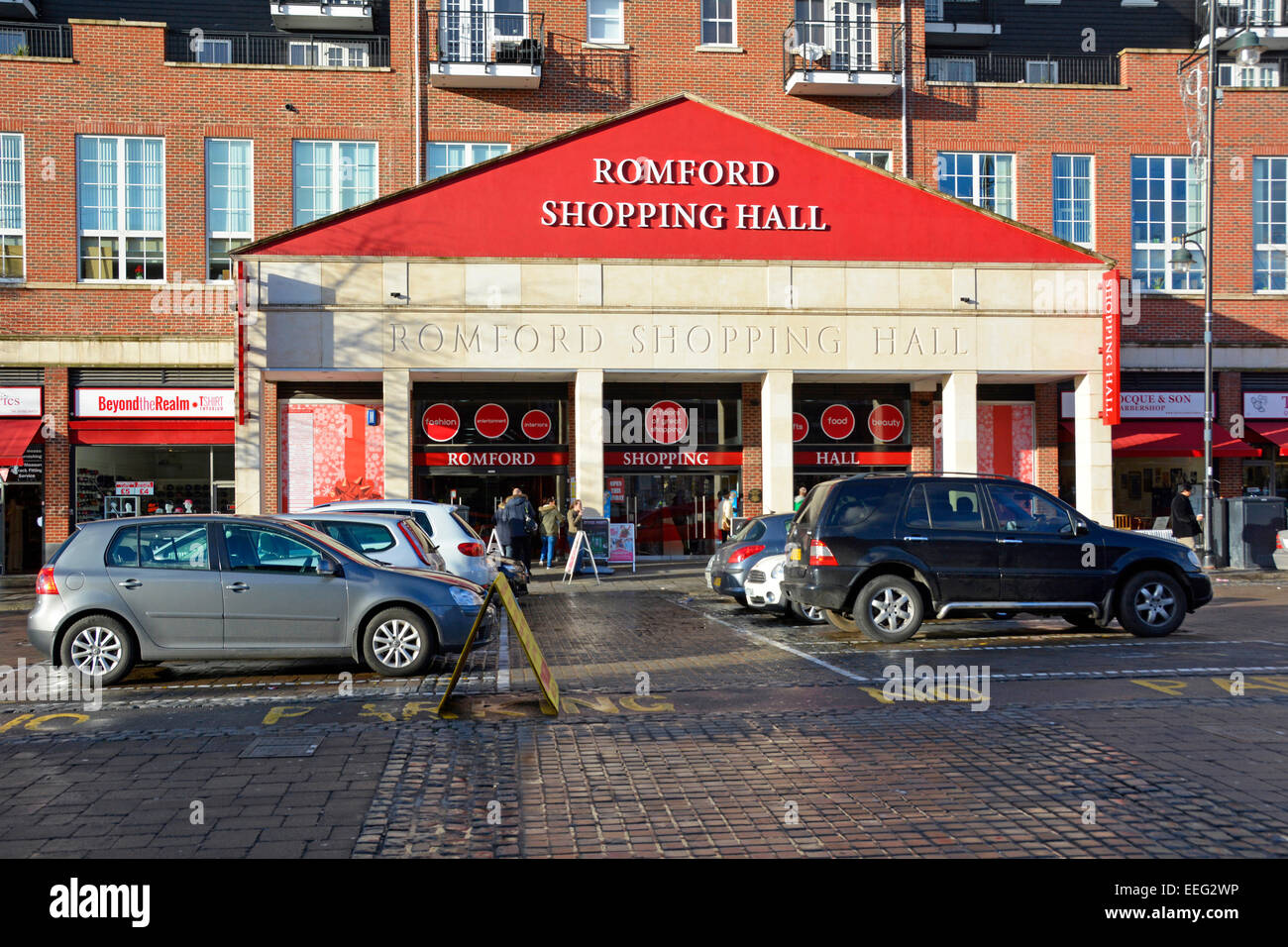 Romford Shopping Halle und Parkplätze auf dem Markt nicht auf einem Markt Tag London England UK (siehe Beschreibung "Romford Essex') Stockfoto