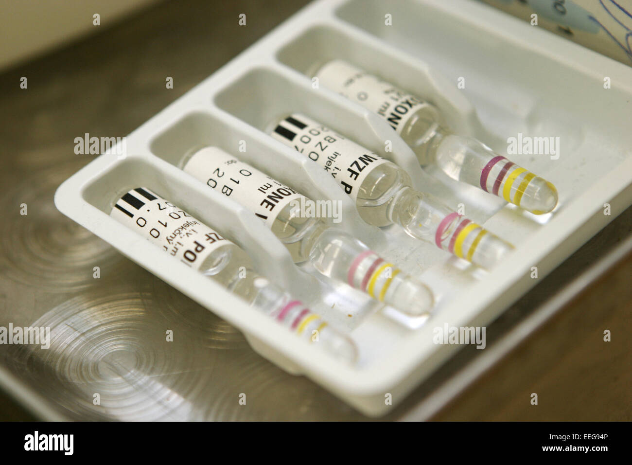 Medikamente, Ampullen, close-up, Stilleben, Sachaufnahme, Pharmazeutische Industrie, Medizin, Medikament, Medikamentenflaeschch Stockfoto