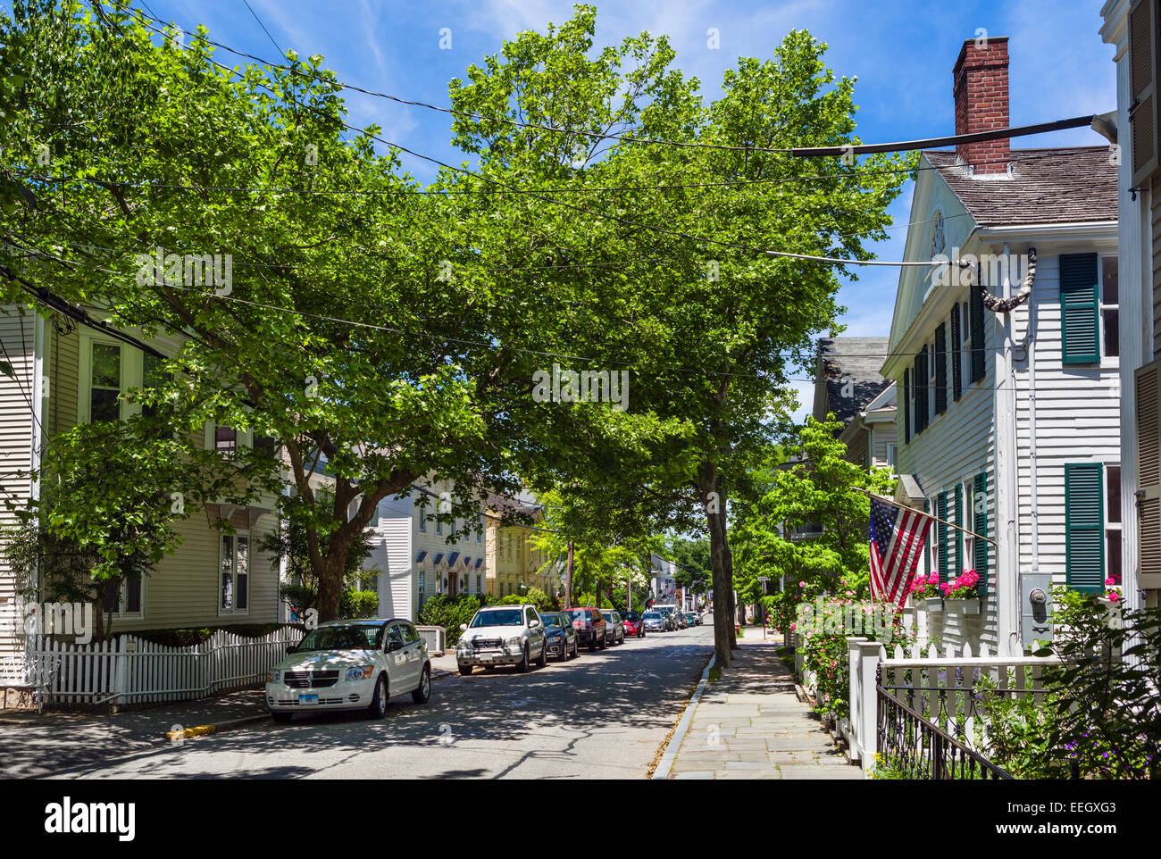 Main Street in der historischen Altstadt von Stonington, Connecticut, USA Stockfoto