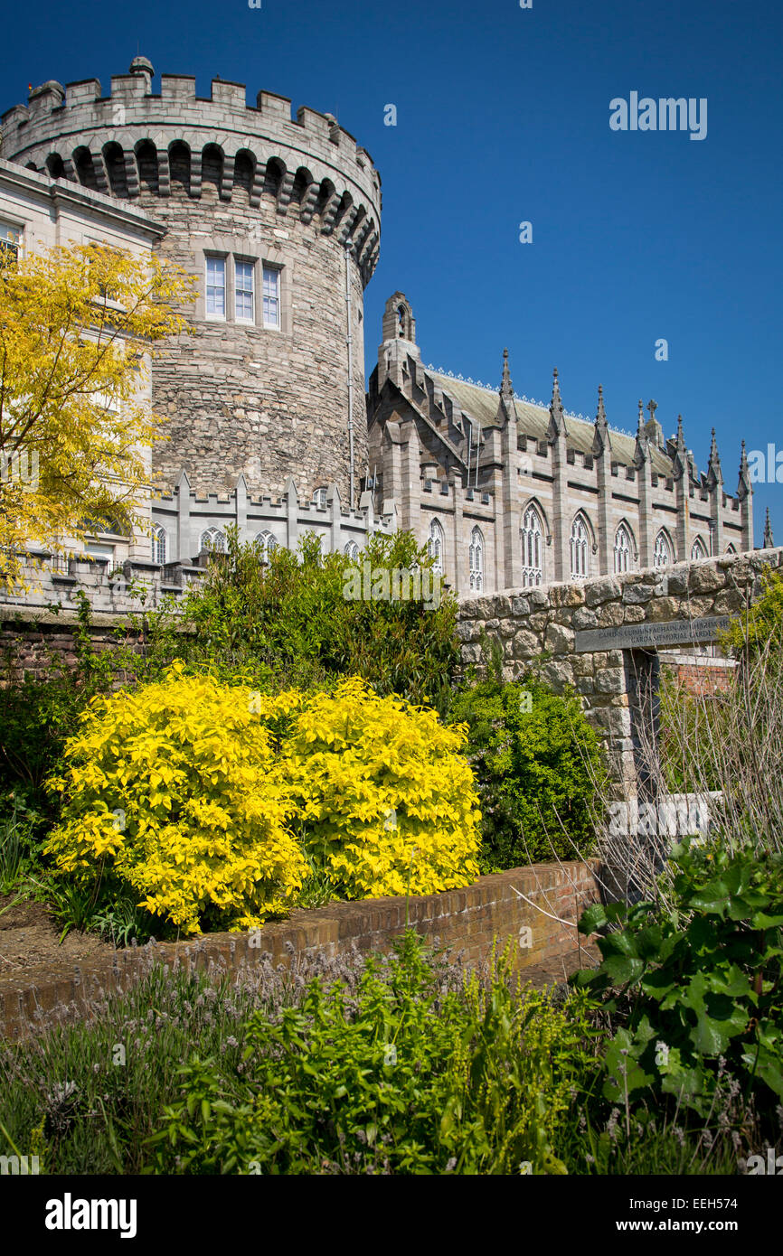Sonnigen Tag in den Gärten unterhalb Schloss Dublin, Dublin, Irland, Republik von Irland Stockfoto