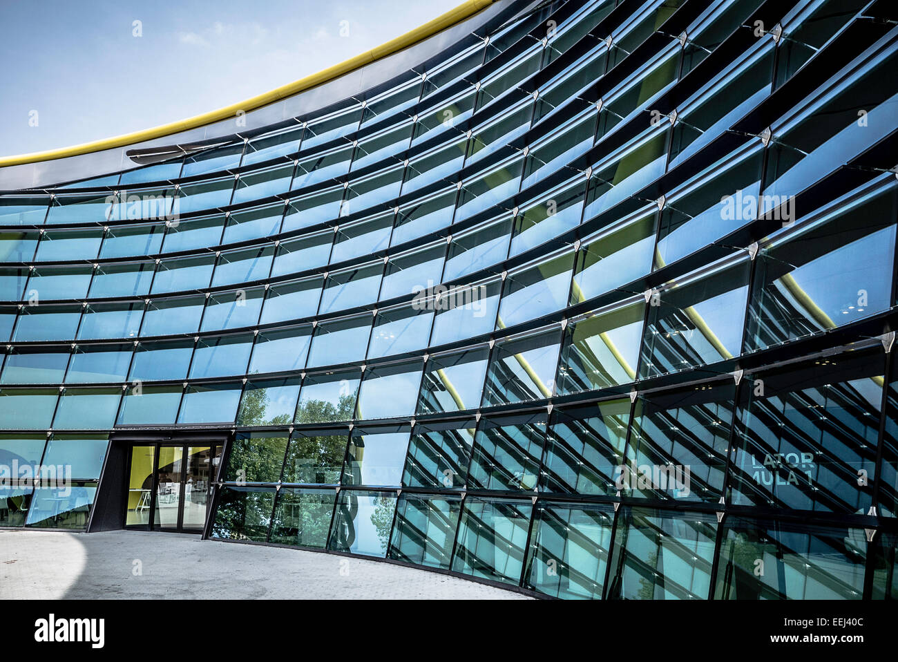 Die Fassade und dem Haupteingang des Museo Casa Enzo Ferrari in Modena Italien. Es feiert das Leben und Werk von Enzo Ferrari. Stockfoto