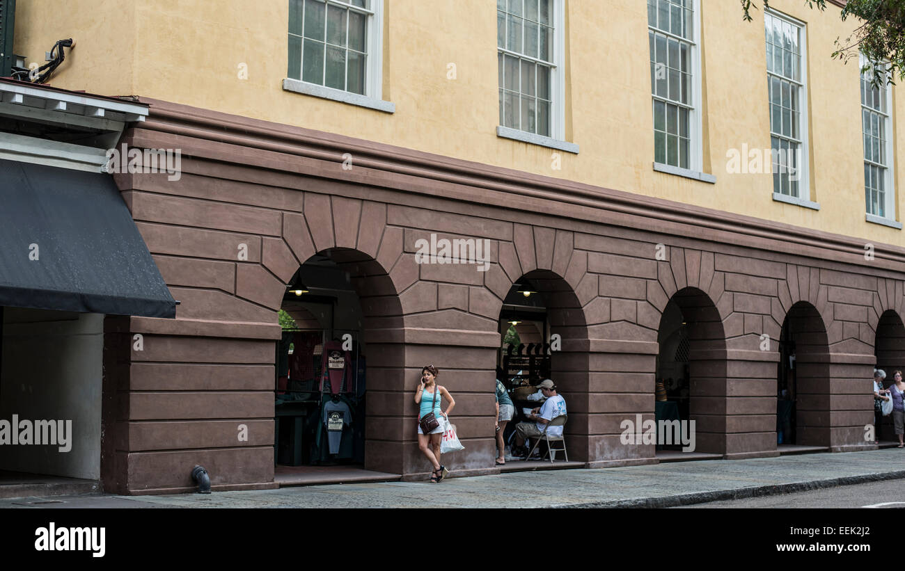 Charleston, Touristen warten auf ihre Fahrt Stockfoto