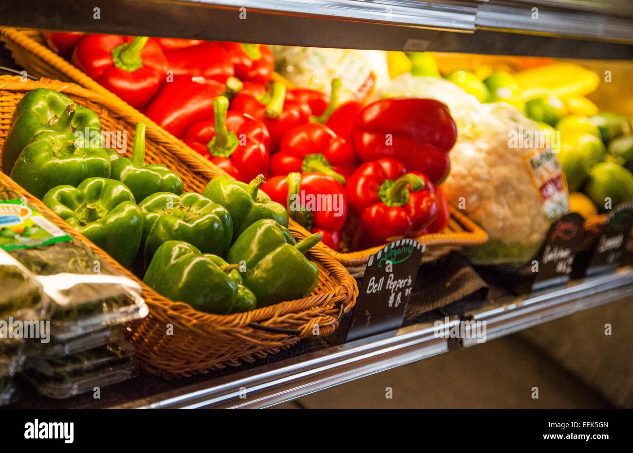Butcher Shop Display Gemüse zum Verkauf in Middleburg, Stadt in Virginia, Loudoun County, Vereinigte Staaten von Amerika Stockfoto