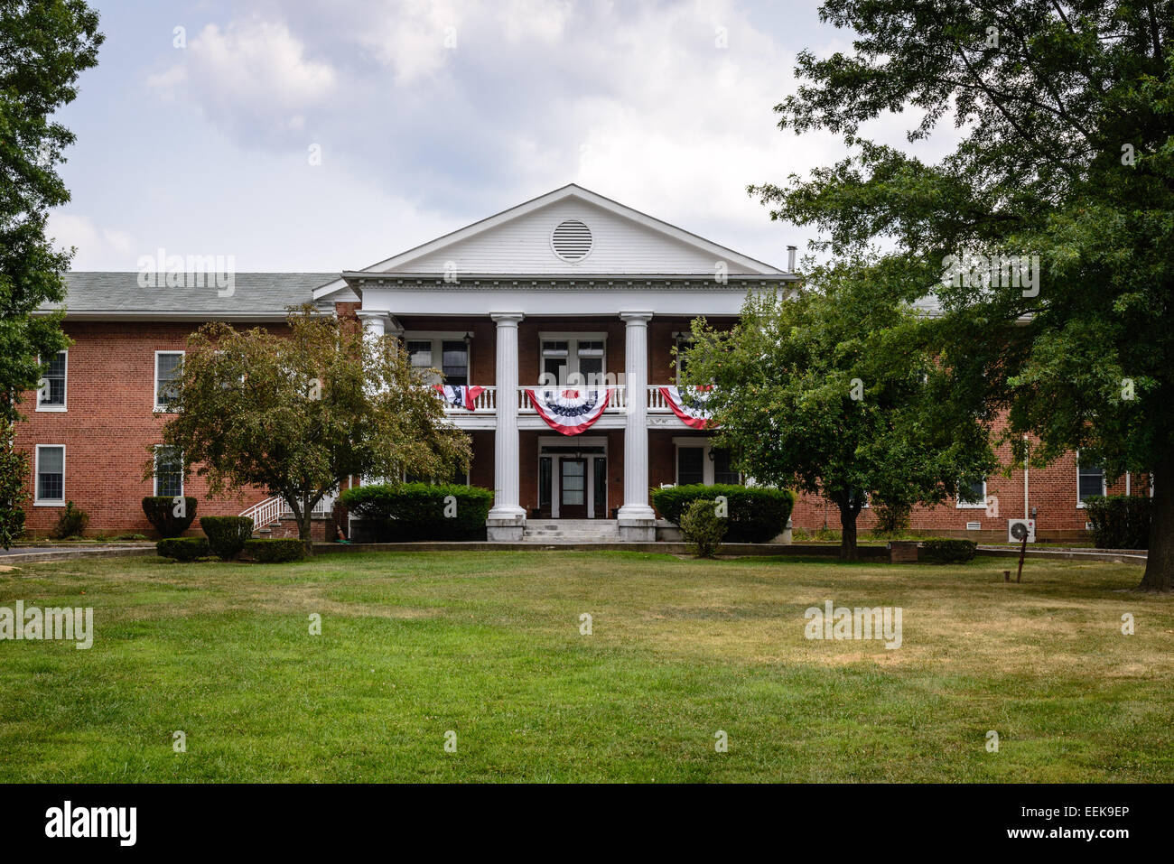 West-Schulen für Gehörlose und blinde früher Romney klassischen Institut), East Main Street, Romney, West Virginia Stockfoto