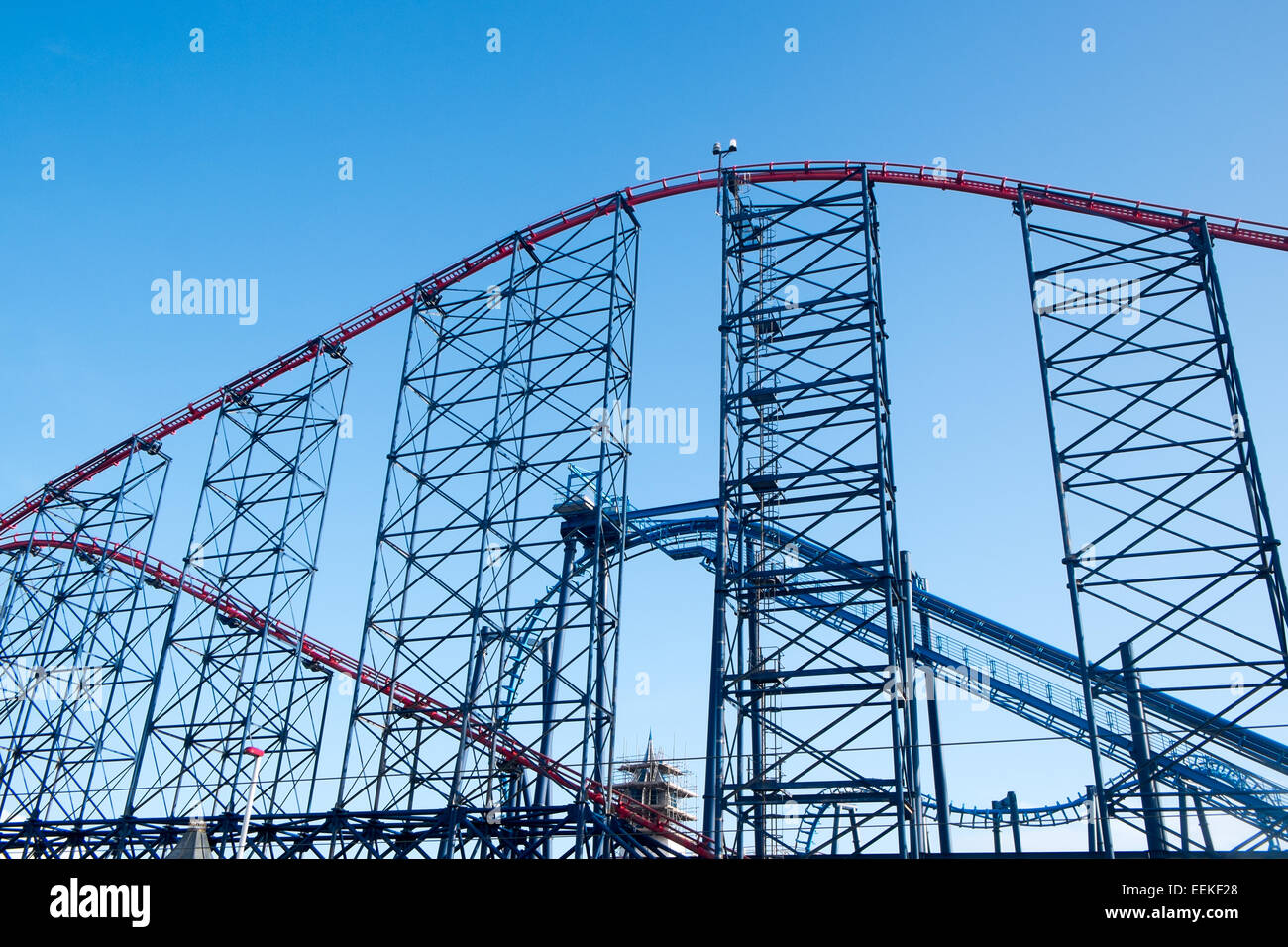 Big Dipper in Blackpool Pleasure Beach, Lancashire, England fahren Stockfoto