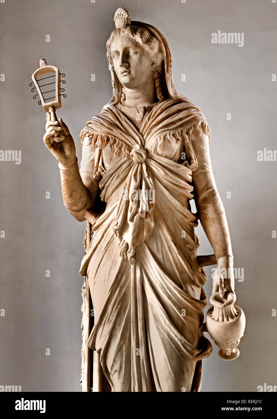 Statue der Isis (ägyptische Göttin der Gesundheit, Ehe und Liebe) Skulptur hadrianischen Zeit (117-138 n. Chr.) Marmor cm 179,5 römischen Rom Capitoline Museum Italien Italienisch Stockfoto