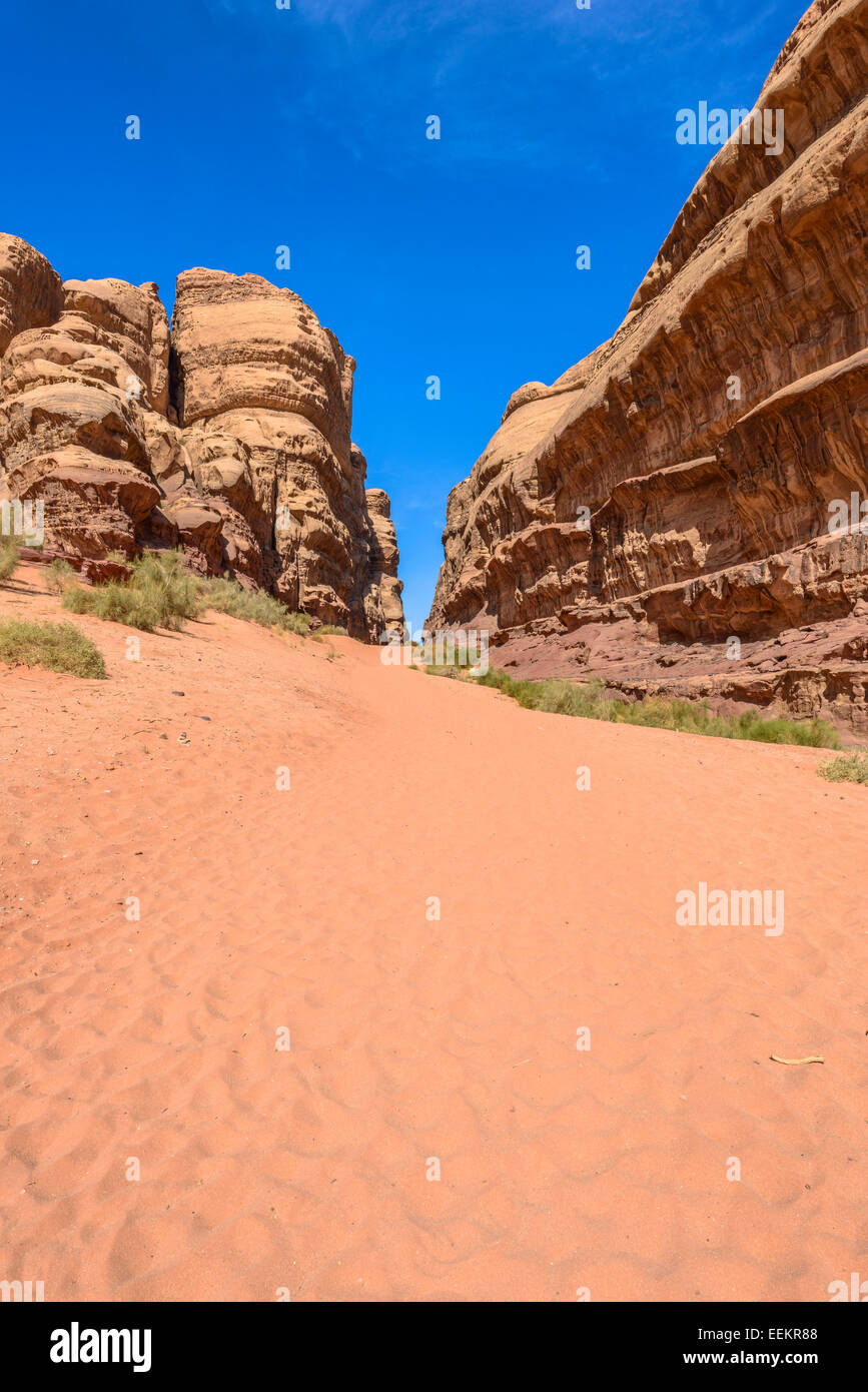 Felsformation in der Wüste Wadi Rum, Jordanien Stockfoto