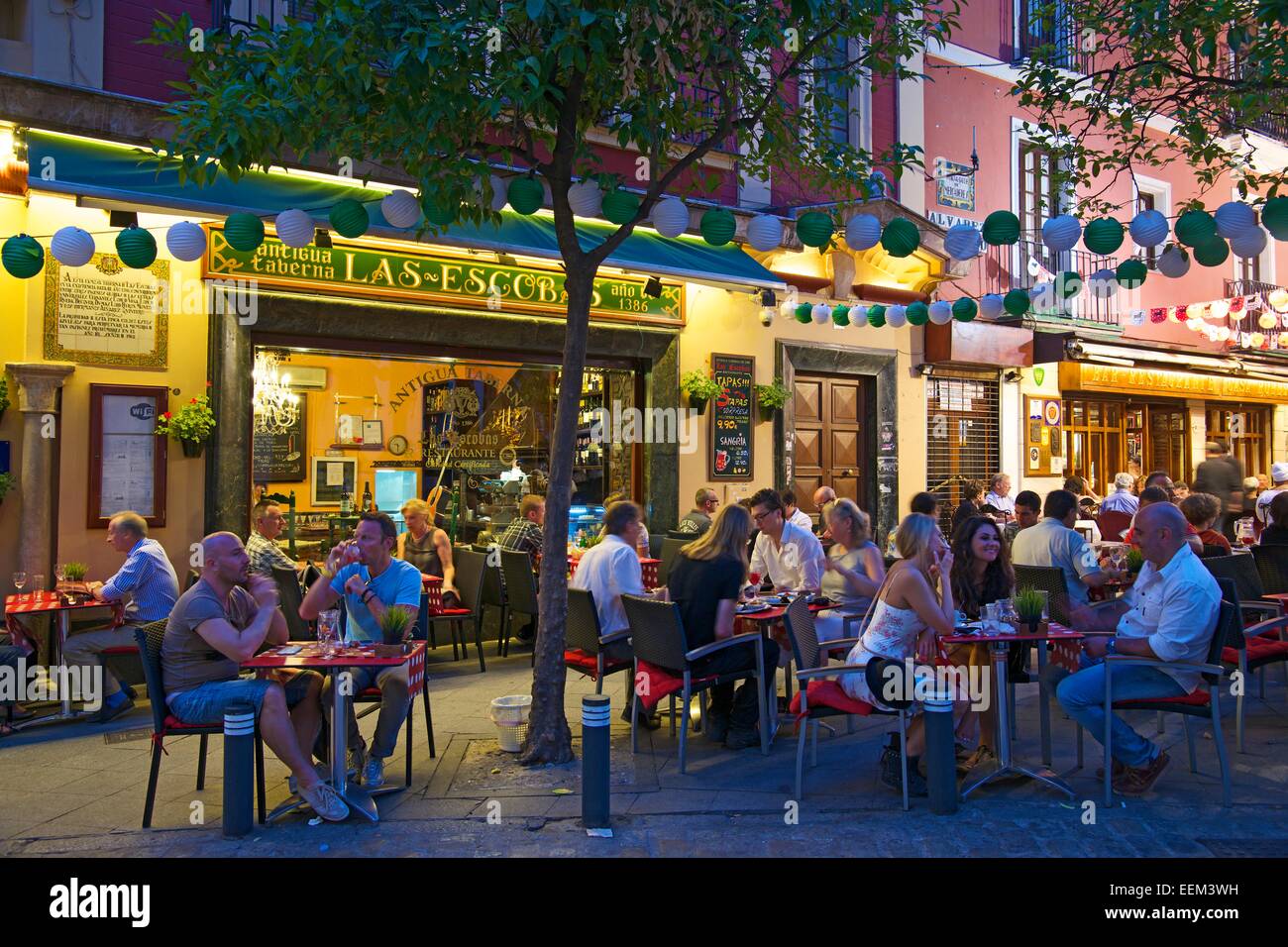 Restaurant in der Altstadt, Sevilla, Andalusien, Spanien Stockfoto