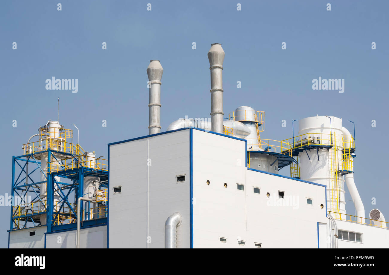 Moderne Fabrik in chemische Industrie mit brandneuen Verarbeitung Einrichtungen und Anlagen Stockfoto
