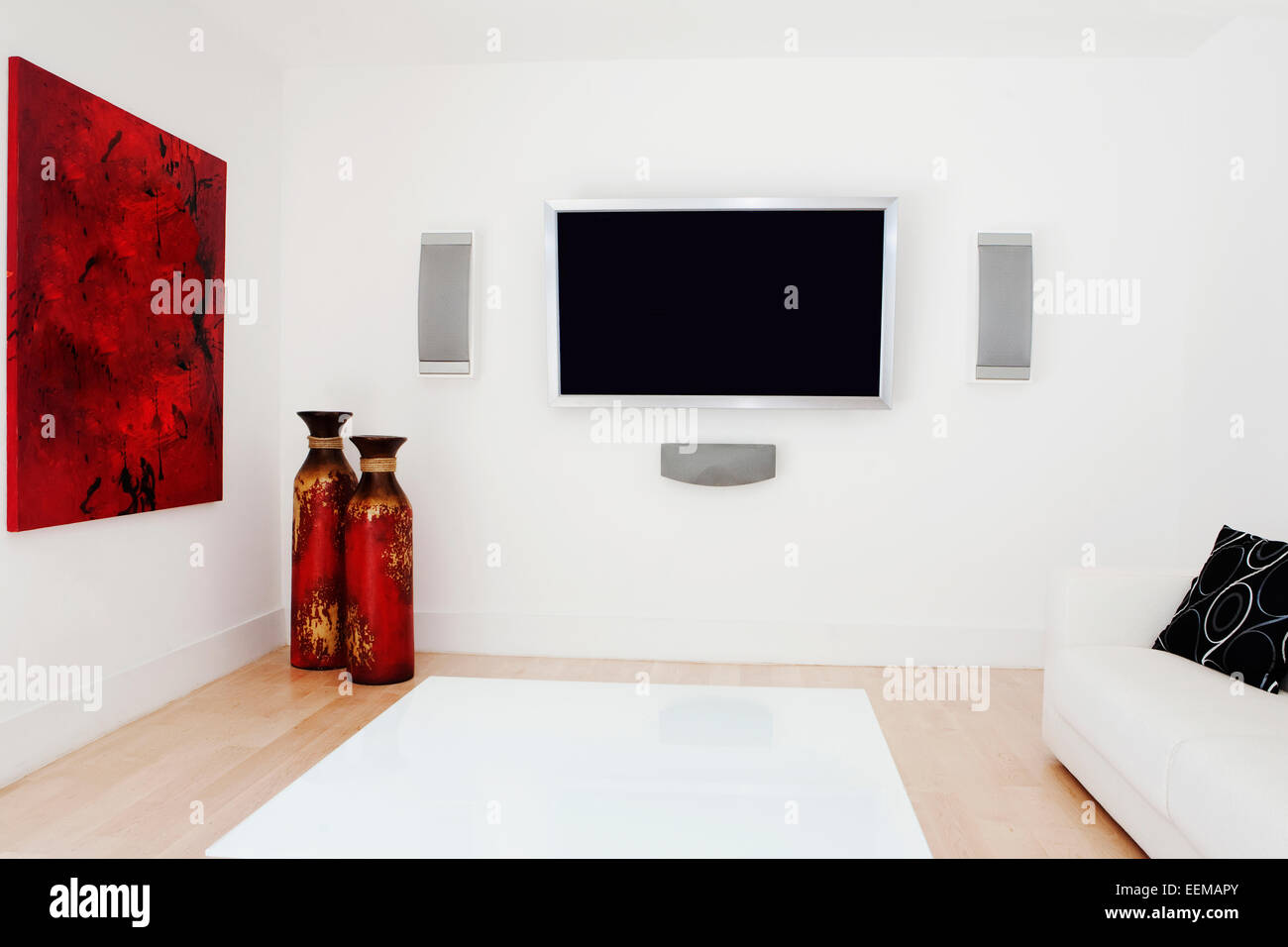 Fernsehen, Teppich und Wand Kunst in moderne Wohnzimmer Stockfoto