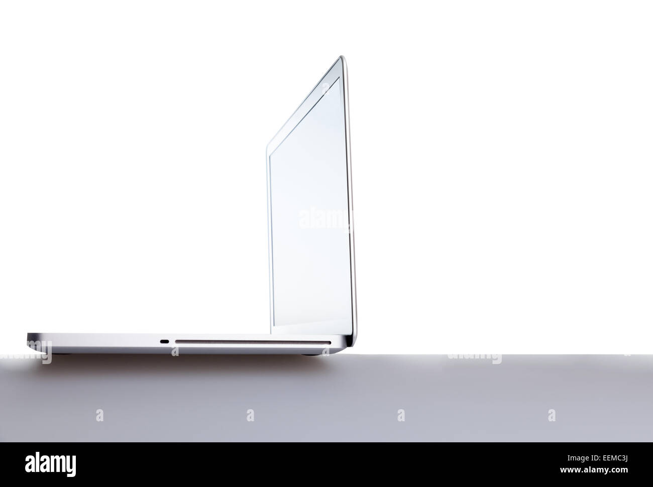 Laptop mit einem sauberen Hintergrund mit Platz für Kopie Stockfoto