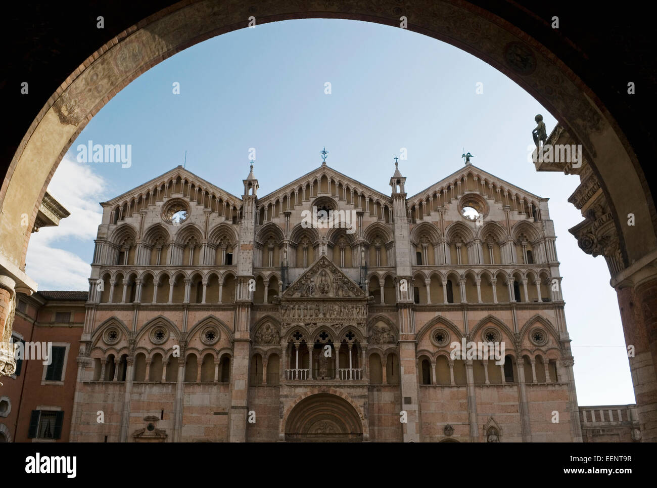 Fassade der Kathedrale von San Giorgio, Ferrara, Italien Stockfoto