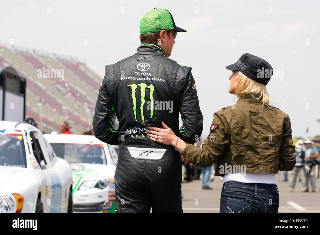 Datei. 20. Januar 2015. NASCAR-Rennfahrer KURT BUSCH, der wurde von seiner Ex-Freundin PATRICIA DRISCOLL von häuslicher Gewalt beschuldigt, bezeugt in einer Gerichtsverhandlung Dienstag, die er glaubt, dass Driscoll eine ausgebildete Attentäter ist und dass sie einmal zeigte sich trägt ein Kleid bedeckt im Blut. Während Zeugen vor Gericht in Dover, Delaware, über Driscolls Anfrage für eine No-Kontakt-Ordnung, sagte Busch, dass Driscoll ist ein Assassine für die US-Regierung, die auf verdeckte Missionen auf der ganzen Welt gehen würde. Er sagte auch, dass Driscoll einen Charakter im Film behauptet hatte, "Zero Dark dreißig" beruhte auf ihr und anderen wom Stockfoto