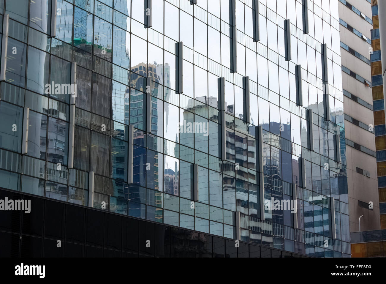 Glasbau auf Connaught Road Central, Hong Kong Stockfoto