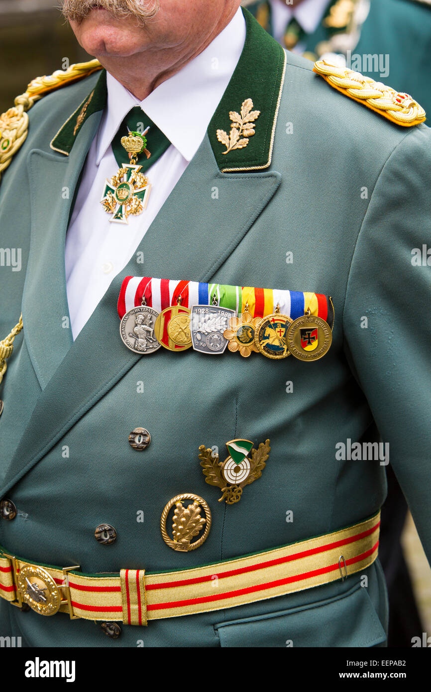 Uniform von einem historischen deutschen "Schützenverein" eine Art von historischen Gun Club, zum Schutz der Stadt in früheren Zeiten Stockfoto