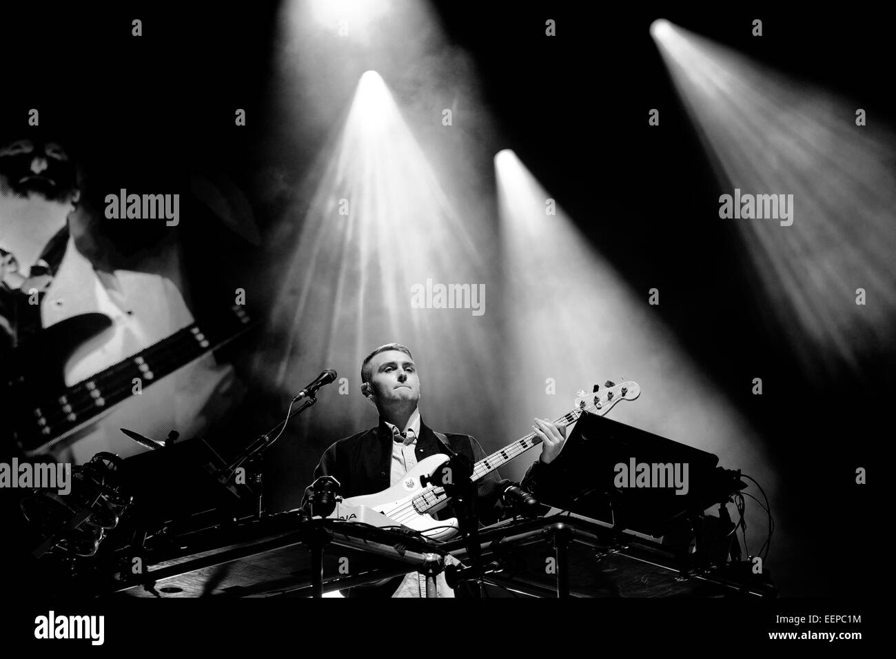 BARCELONA - 29 Mai: Offenlegung (englische elektronische Musik Duo) Leistung bei Heineken Primavera Sound Festival 2014 (PS14). Stockfoto