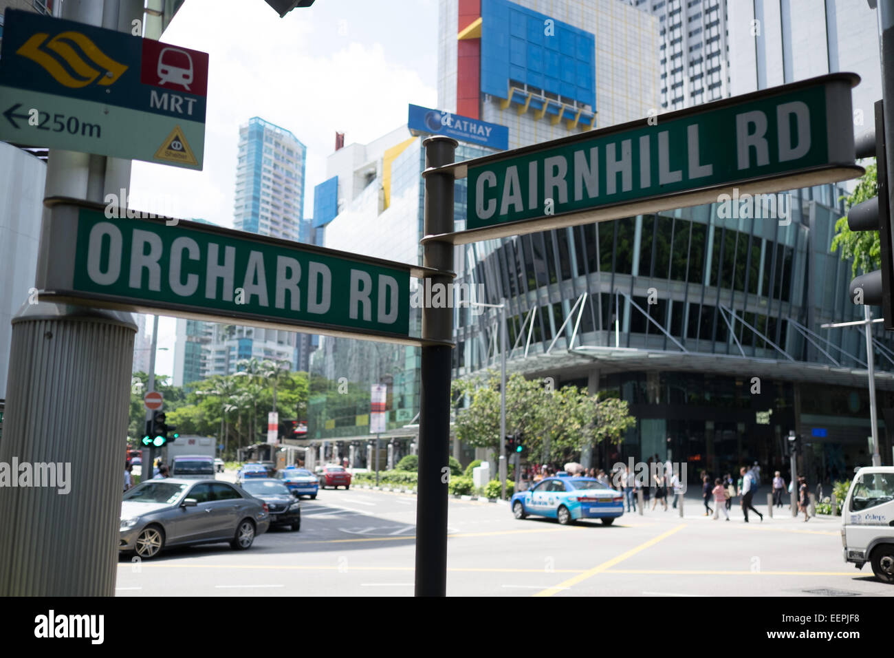 Die Ecke Orchard Road und Cairnhill Road, Singapur Einkaufsviertel entfernt. Stockfoto