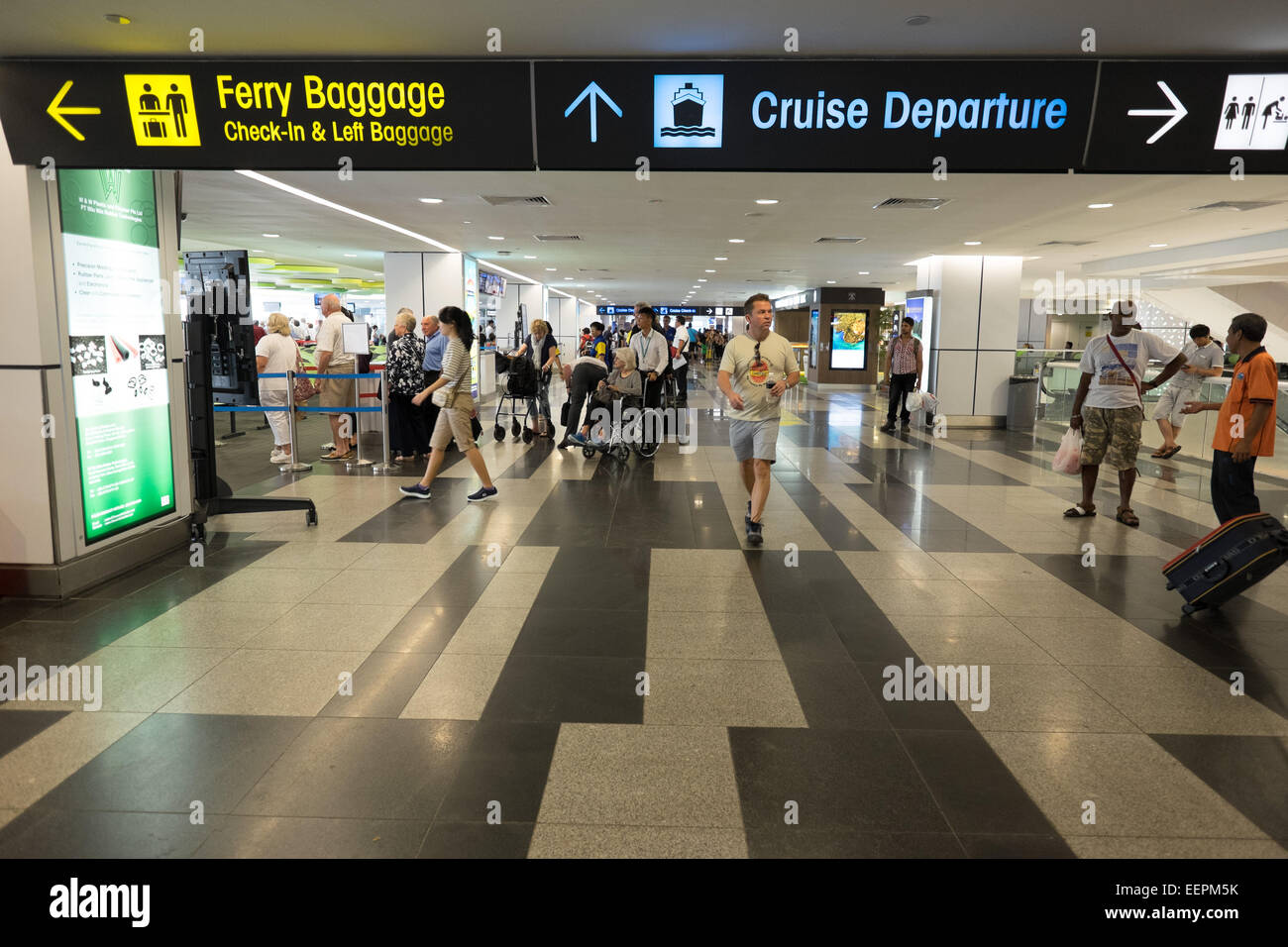 Singapur-Fährterminal in Vivo City Mall. Singapore Cruise Centre. Stockfoto