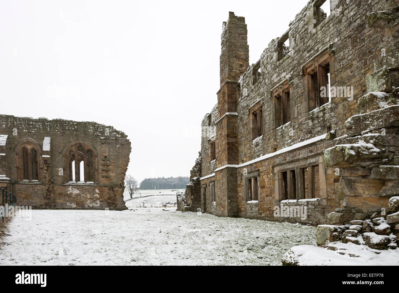 Die Überreste der Mönche Aufenthaltsraum und Schlafsaal Gegend Egglestone Abtei in der Nähe von Barnard Castle County Durham im Winter UK Stockfoto