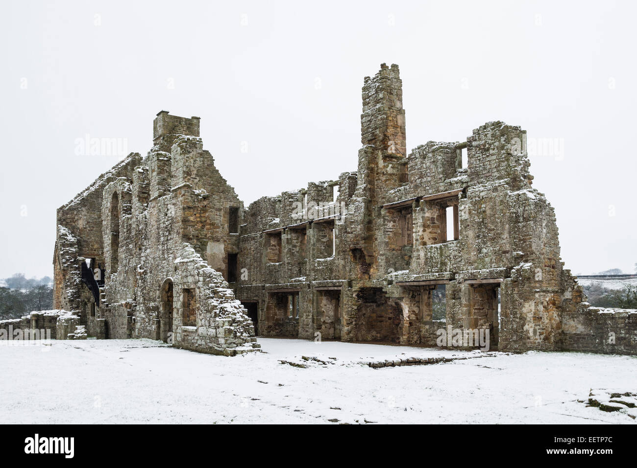 Die Überreste der Mönche Aufenthaltsraum und Schlafsaal Gegend Egglestone Abtei in der Nähe von Barnard Castle County Durham im Winter UK Stockfoto