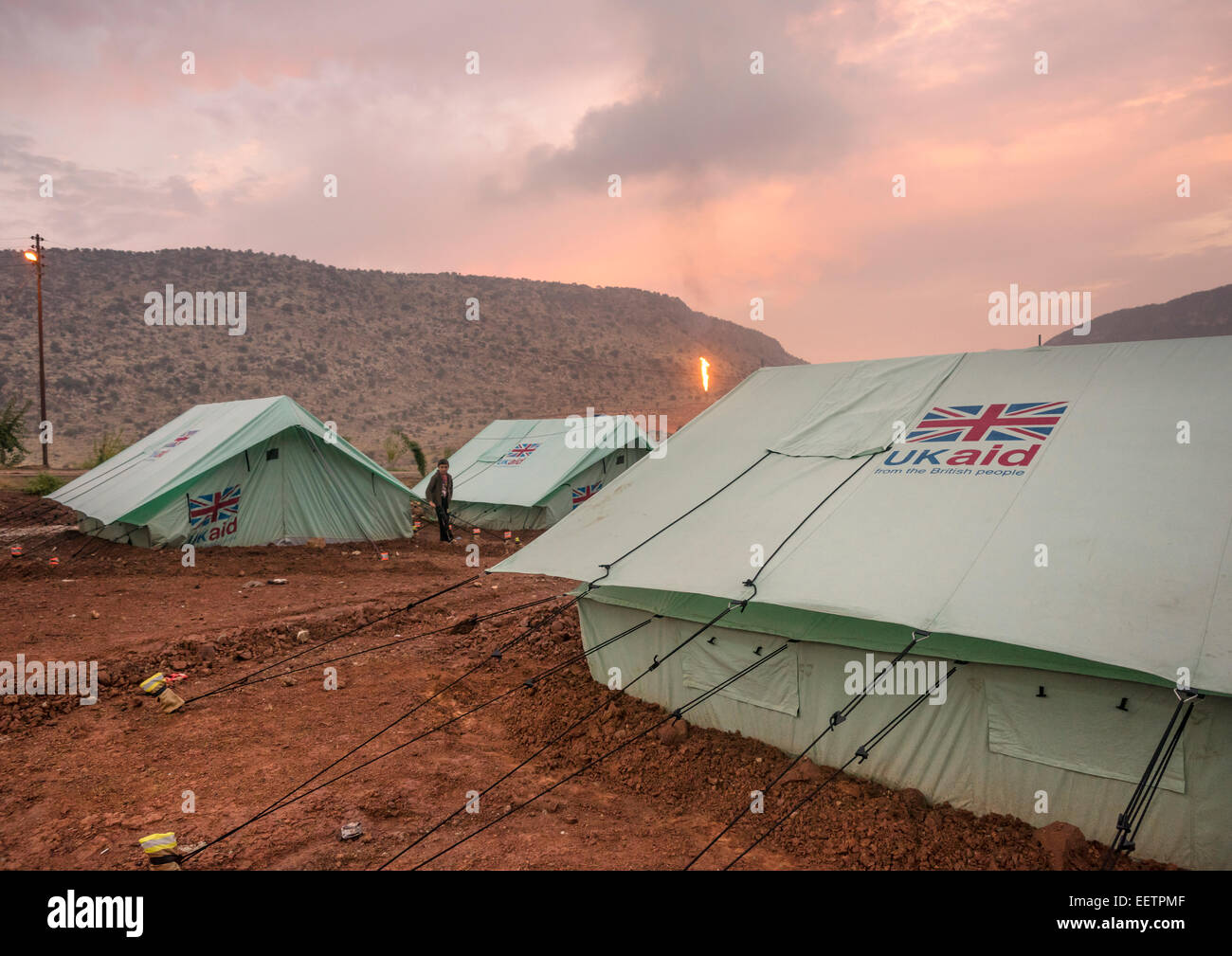 Yezedi Flüchtlingslager vor ein Ölfeld, Lalesh, Kurdistan, Irak Stockfoto