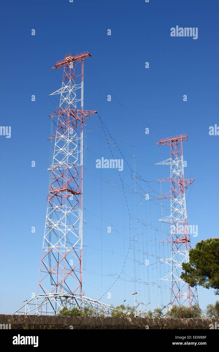 High-Power Radio Kommunikation Antennenmasten Stockfoto