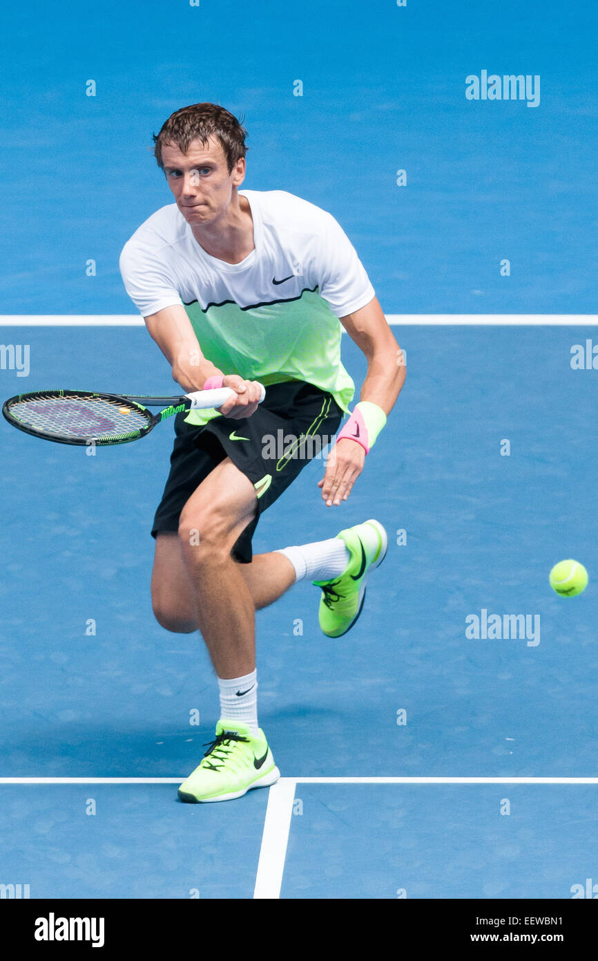 Melbourne, Australien. 22. Januar 2015. Andrey Kuznetsov (RUS) in Aktion in eine 2. Runde Spiel gegen Novak Djokovic (SRB) am vierten Tag des 2015 Australian Open Grand-slam-Tennis-Turnier im Melbourne Park in Melbourne, Australien. Sydney Low/Cal-Sport-Medien. Djokovic gewann 6-0 6-1 6-4 Credit: Csm/Alamy Live-Nachrichten Stockfoto