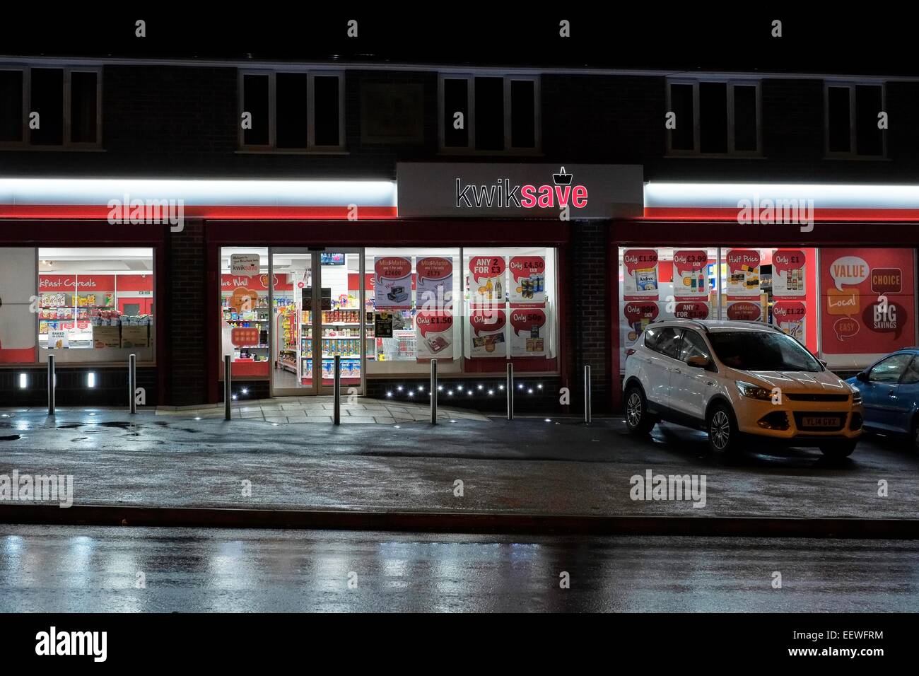 Kwiksave Convenience-Store öffnen Ende England UK Stockfoto