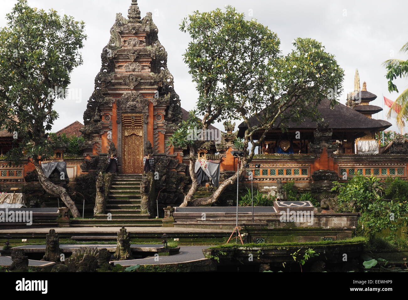 Pura Taman Saraswati, ein Hindu-Tempel in Ubud, Bali. Stockfoto