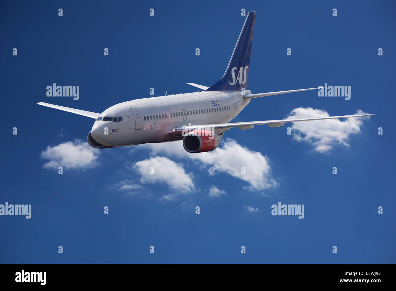 LN-RRR SAS Scandinavian Airlines Boeing 737-683 im Flug Stockfoto