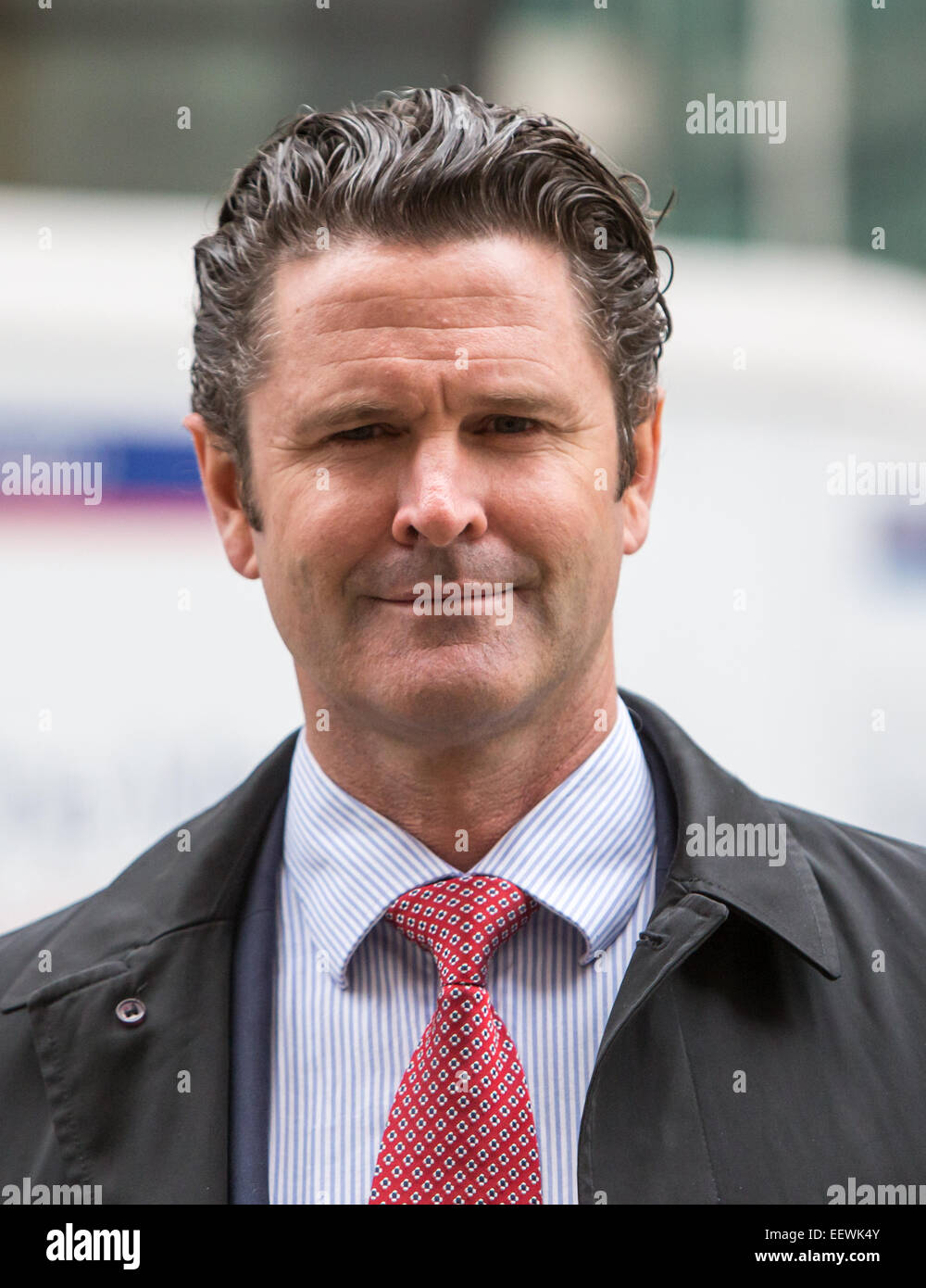 Chris Cairns ehemaliges Neuseeland Cricketer und Allrounder außerhalb The Old Bailey in London Beantwortung Gebühren von Spielabsprachen Stockfoto