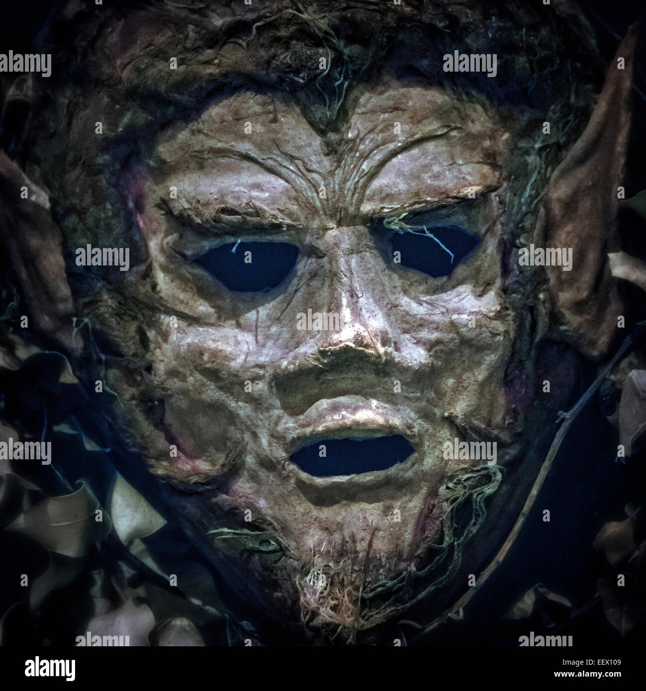 Maske von einem beängstigend Holz-Geist Stockfoto