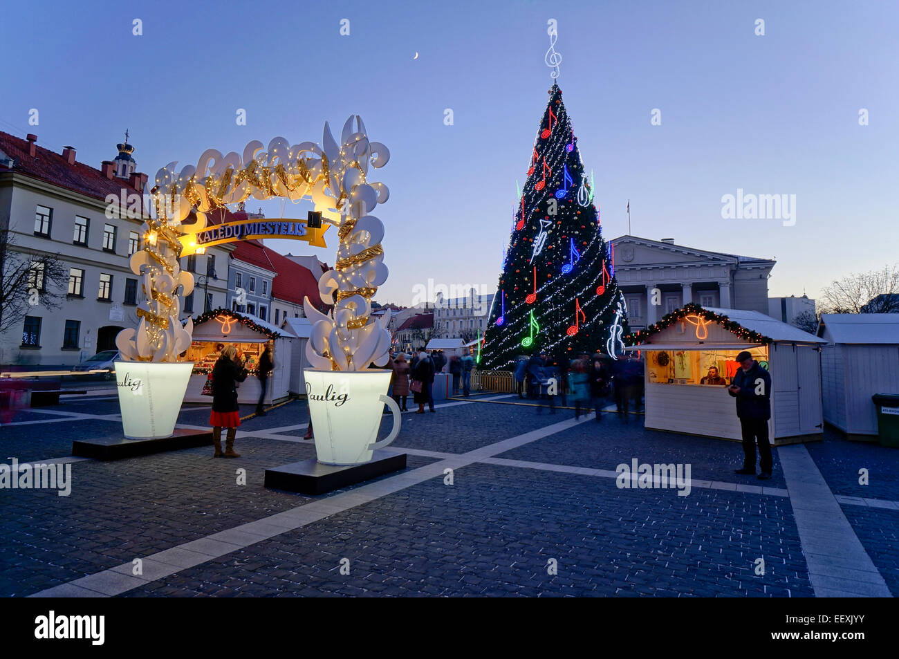 VILNIUS, Litauen - 26. Dezember 2014: Paulig Kaffee - Sponsor der Weihnachtsferien in den baltischen Staaten. Die Marke wurde gegründet Stockfoto