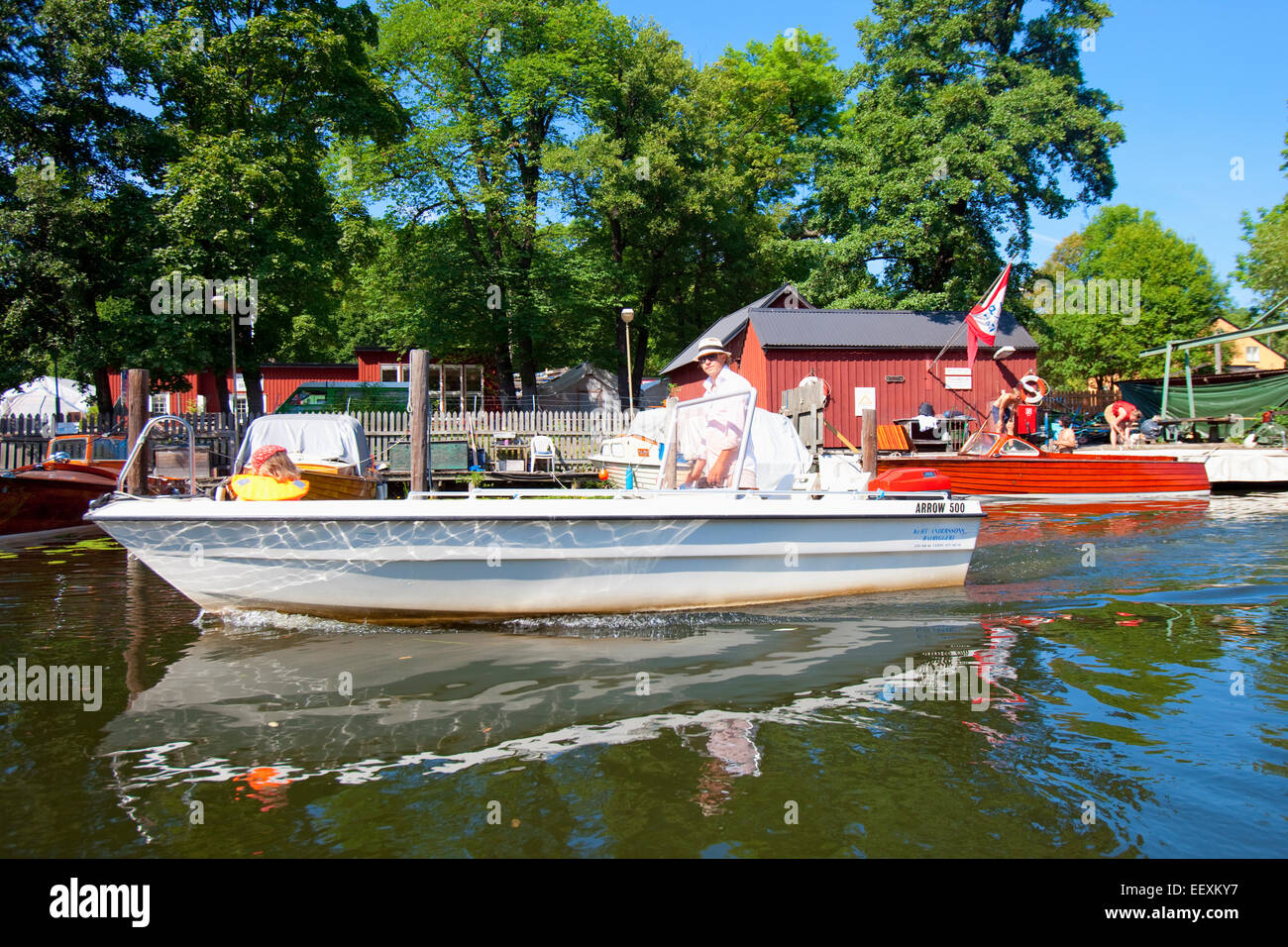 Schweden, Stockholm - kleine Bootsverkehr in Palsundet Stockfoto