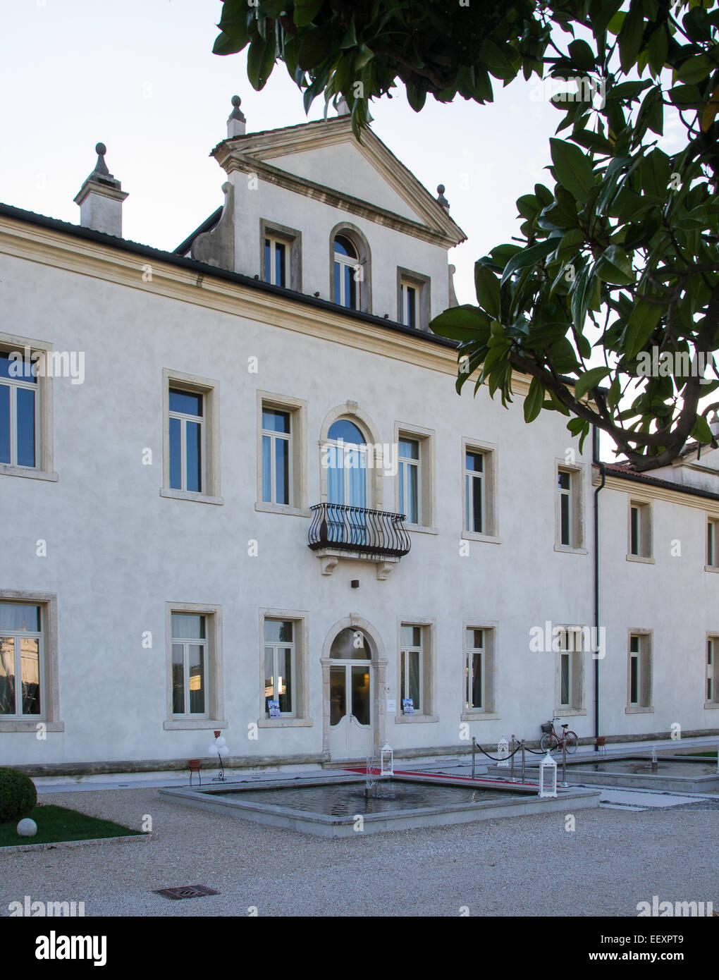 ZIMELLA, Italien - 26. Oktober: Villa Cornaro offen für eine Hochzeitsmesse auf Zimella Sonntag, 26. Oktober 2014. Villa Cornaro gegründet Stockfoto