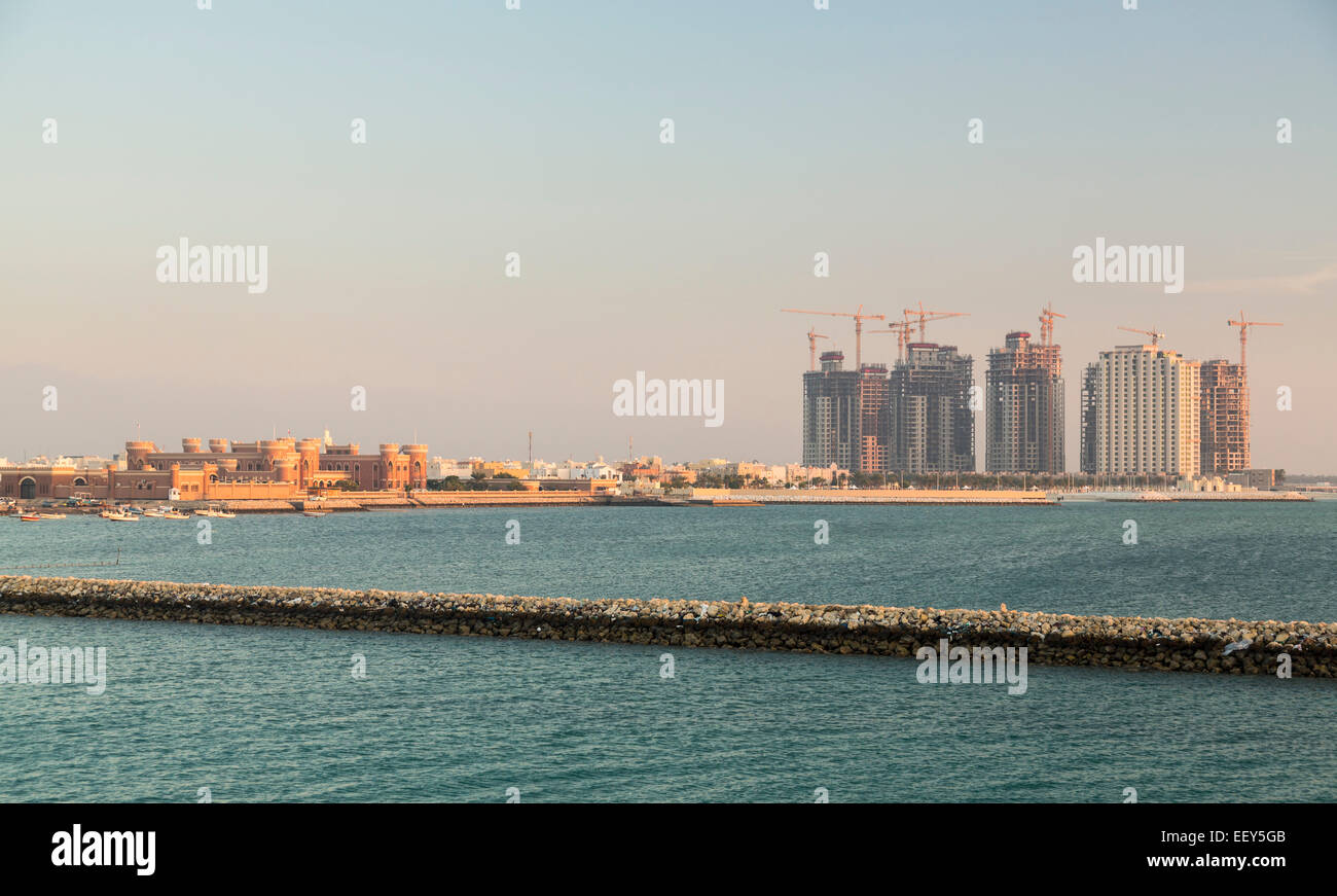 Neubau Wohnung in der Nähe des Königspalastes in Budaiya, Bahrain Stockfoto